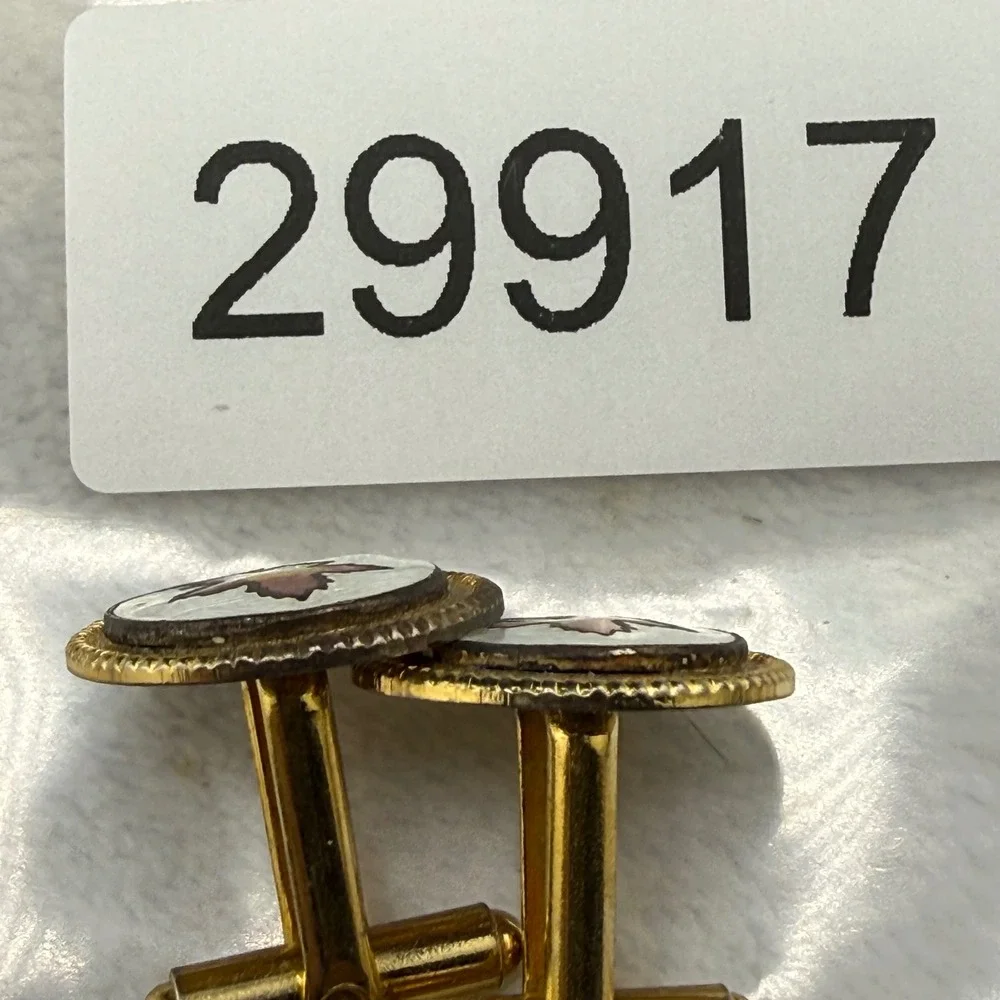 Vintage Canada Cufflinks Gold Tone Enamel Maple Leaf Round Travel Souvenir READ